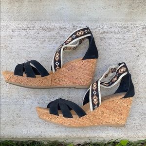 Minnetonka Wedges